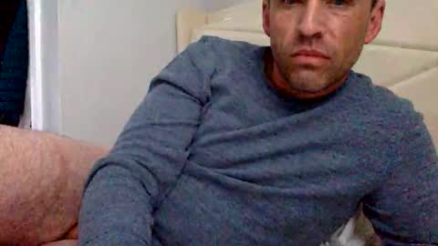 sunrise5555 online show from March 28, 2026, 10:20 pm