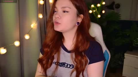 Snapshot of sunrise_enny chatting on October 3, 2025, 7:00 pm sunrise_enny online show from October 3, 2025, 7:00 pm