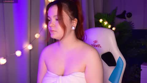 Snapshot of sunrise_enny chatting on October 4, 2025, 6:50 pm sunrise_enny online show from October 4, 2025, 6:50 pm