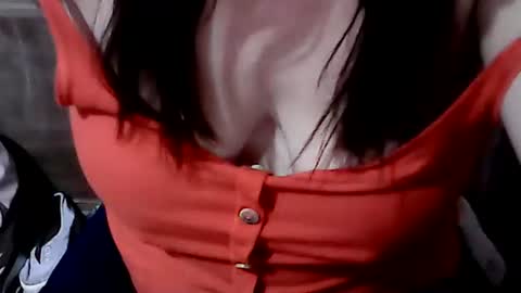 Snapshot of sunshine_38 chatting on January 10, 2025, 12:17 am sunshine_38 online show from January 10, 2025, 12:17 am