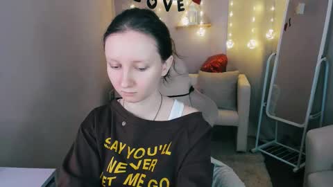 Snapshot of sunshine_blaze chatting on February 15, 2026, 5:26 am Alice online show from February 15, 2026, 5:26 am