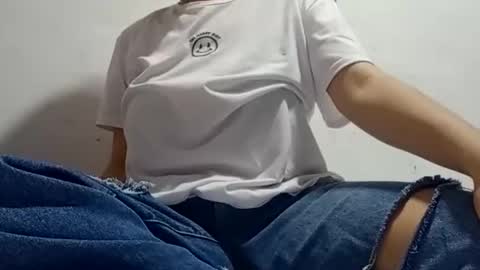 Annie online show from December 2, 2024, 4:31 am