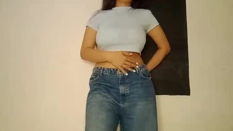 Annie online show from December 15, 2024, 5:45 am