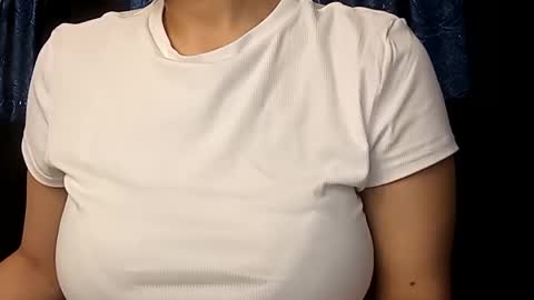 Annie online show from February 9, 2025, 10:32 pm