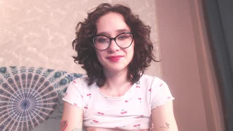 Hella online show from January 24, 2025, 11:26 am