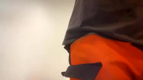 sunsyyy online show from January 12, 2026, 4:23 pm