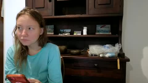 Snapshot of super_jony chatting on February 24, 2025, 3:53 pm super jony and Marta GMT 1300-1800 every day online show from February 24, 2025, 3:53 pm
