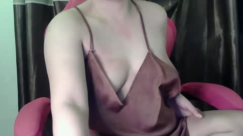 Snapshot of superb_ass25 chatting on January 4, 2025, 6:40 pm KIMZY online show from January 4, 2025, 6:40 pm