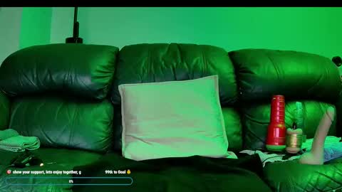 Thomas online show from November 1, 2025, 3:52 am