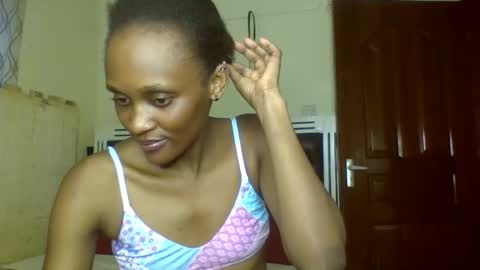 supersexxy_chyna online show from May 3, 2026, 1:06 pm