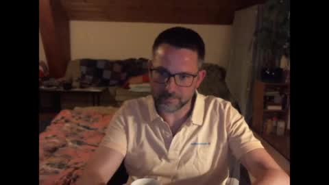 supersquirrel81 online show from April 15, 2026, 6:59 pm