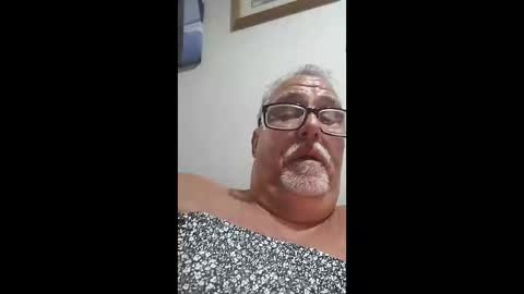 surfdude777888 online show from May 3, 2026, 12:16 am