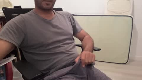 surftravel online show from February 13, 2025, 1:59 pm