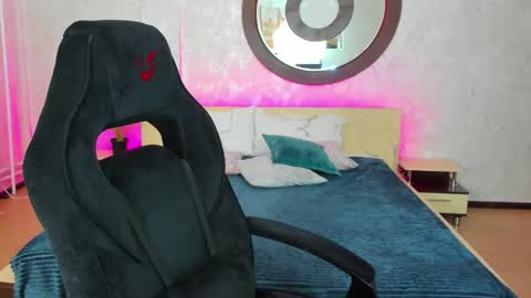 Annie online show from January 30, 2025, 12:50 am