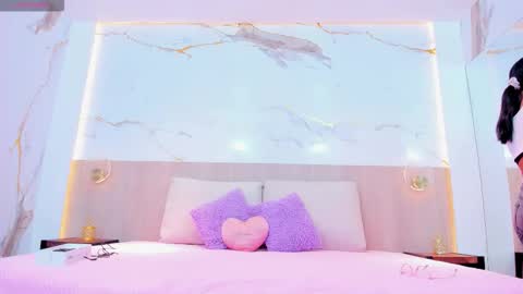 Susan online show from December 1, 2025, 11:48 am