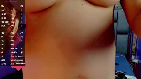 Snapshot of susan_hicks chatting on March 3, 2025, 6:55 pm S U S A N A online show from March 3, 2025, 6:55 pm