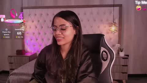 susan_voltaire online show from June 2, 2026, 12:29 pm