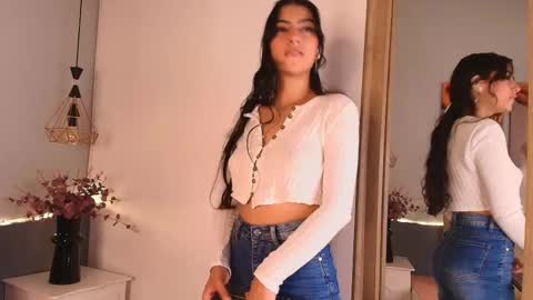 Snapshot of susana__sanchez chatting on October 26, 2025, 1:17 pm  SUSANA  online show from October 26, 2025, 1:17 pm