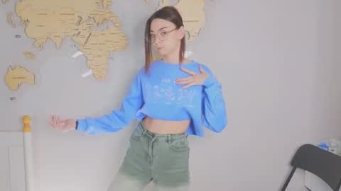 susannahtrojahn online show from February 5, 2026, 11:26 am