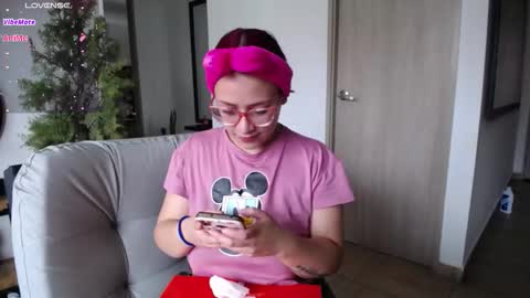 Susan online show from January 11, 2026, 7:41 pm