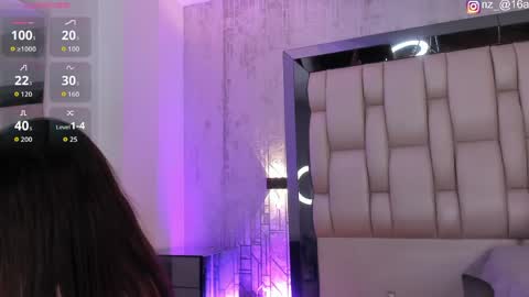  susi  online show from June 1, 2026, 8:43 pm