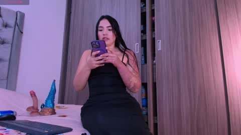 Andrea online show from April 11, 2026, 1:43 am