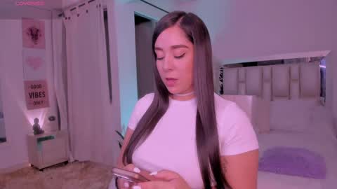 Snapshot of sussy_bell_ chatting on April 26, 2026, 11:35 pm sussy_bell_ online show from April 26, 2026, 11:35 pm