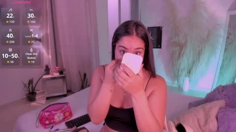 Snapshot of sussy_bell_ chatting on May 25, 2026, 7:09 pm sussy_bell_ online show from May 25, 2026, 7:09 pm