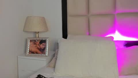 sussyfoxx_ online show from March 27, 2026, 8:26 am