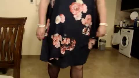 My name is Sissy or more fully Suzanna Aprilia Maria Mariquita Catarina Chinita Banci. Soy una puta - que chimba ladybug online show from December 2, 2024, 7:27 pm