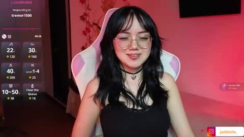 Snapshot of suzumi_ chatting on December 3, 2024, 5:09 am Jadde  online show from December 3, 2024, 5:09 am