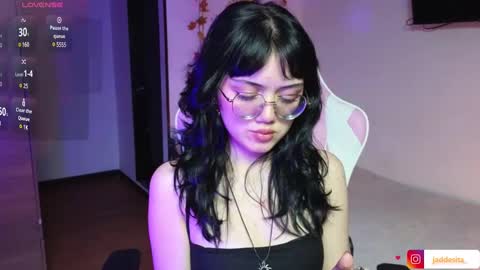 Snapshot of suzumi_ chatting on January 6, 2025, 5:06 pm Jadde  online show from January 6, 2025, 5:06 pm