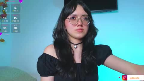 Snapshot of suzumi_ chatting on March 10, 2025, 8:37 am Jadde  online show from March 10, 2025, 8:37 am