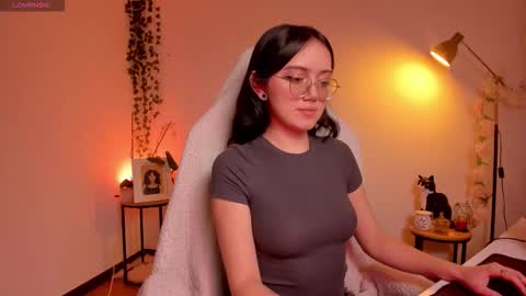 Snapshot of suzumi_ chatting on October 24, 2025, 7:16 am Jadde  online show from October 24, 2025, 7:16 am