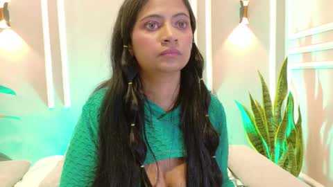 Snapshot of suzyfox chatting on March 2, 2026, 11:11 pm Suzy online show from March 2, 2026, 11:11 pm