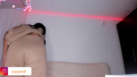 suzzann_rugg online show from February 21, 2026, 12:33 am