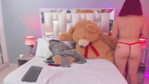 Snapshot of svet_lanasex chatting on October 9, 2025, 2:37 pm svet_lanasex online show from October 9, 2025, 2:37 pm