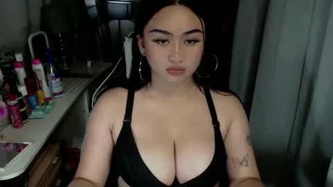 Snapshot of sw33tgirl_moaner chatting on May 12, 2026, 2:47 pm Angelic Baby online show from May 12, 2026, 2:47 pm