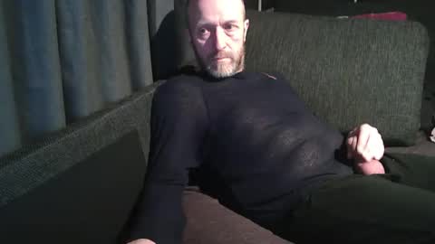 Snapshot of swartarn chatting on March 1, 2026, 1:40 am ArnSwart online show from March 1, 2026, 1:40 am