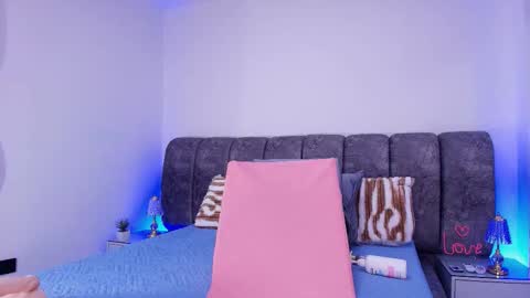 Debora  online show from November 22, 2025, 12:04 pm