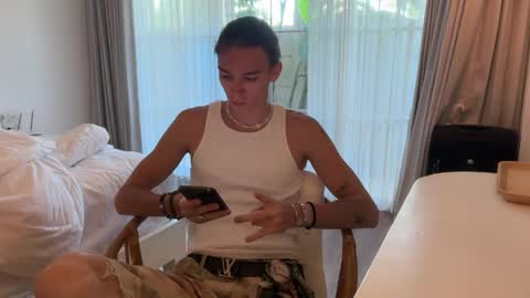 Snapshot of sweet19sammy chatting on June 4, 2026, 6:41 am Sammy online show from June 4, 2026, 6:41 am
