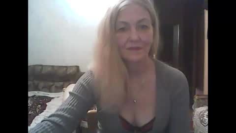 Snapshot of sweet4blonde67 chatting on December 23, 2024, 8:36 pm sweet4blonde67 online show from December 23, 2024, 8:36 pm