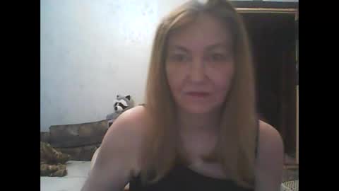 sweet4blonde67 online show from November 25, 2025, 8:36 am