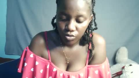 Snapshot of sweet69berry chatting on December 17, 2025, 7:36 am sweet69berry online show from December 17, 2025, 7:36 am