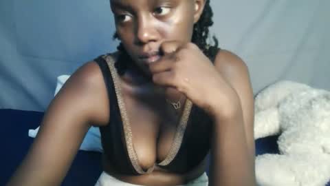 Snapshot of sweet69berry chatting on December 18, 2025, 9:48 am sweet69berry online show from December 18, 2025, 9:48 am