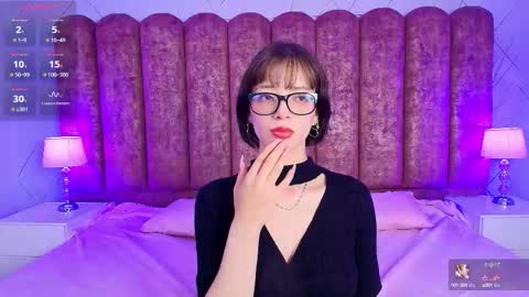 Snapshot of sweet_1angel chatting on September 17, 2025, 11:56 am Sweet 1Angel online show from September 17, 2025, 11:56 am