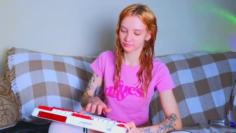 Snapshot of sweet_69billy chatting on November 25, 2025, 2:11 am Im Billy online show from November 25, 2025, 2:11 am