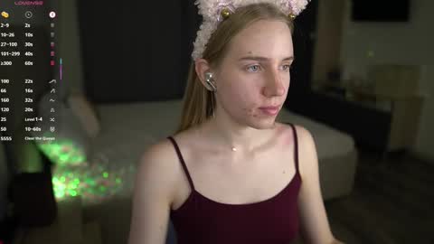 Snapshot of sweet__michelle chatting on November 7, 2025, 10:43 pm Michelle online show from November 7, 2025, 10:43 pm