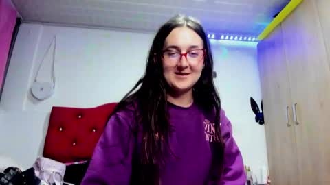 Snapshot of sweet__suck69bitch chatting on January 20, 2025, 12:04 am sweet__suck69bitch online show from January 20, 2025, 12:04 am