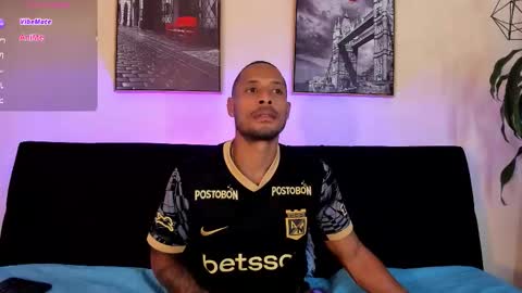 alessandre online show from December 4, 2025, 7:33 pm